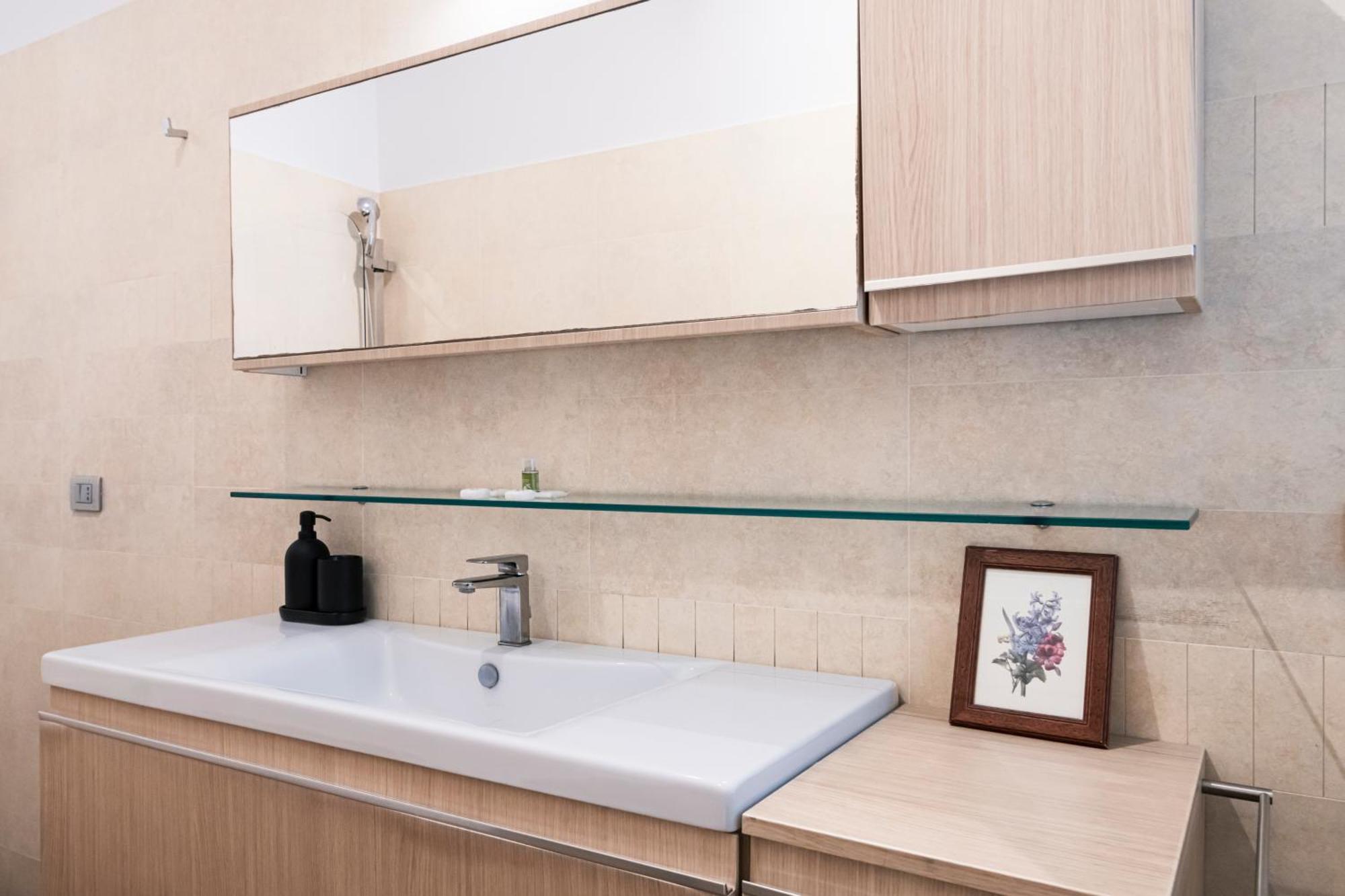 Easylife - Magnificent Splendid Sant'ambrogio Appartement